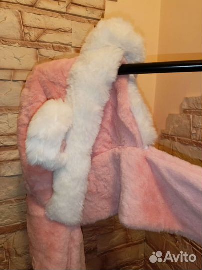 Шапка с шарфом и варежками