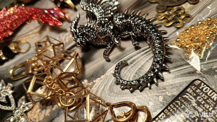 Набор украшений или для творчества (бижутерия)