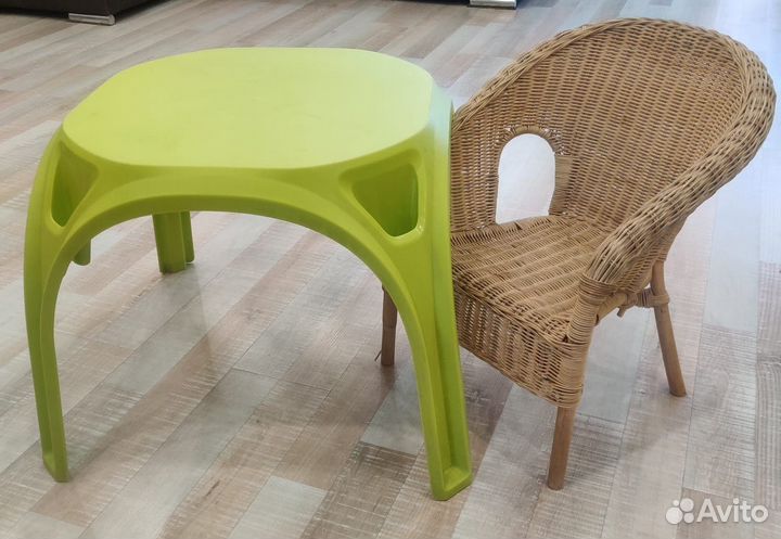 Стол и кресло детское плетеное