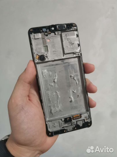 Дисплей Samsung a31 битый