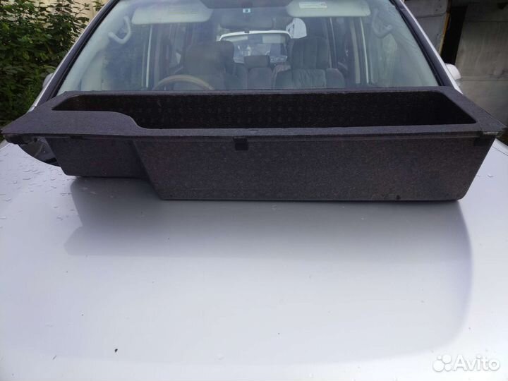 Toyota prius alpha вставка в багажник