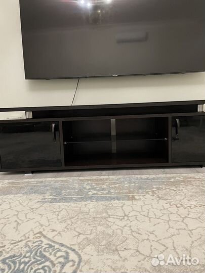 Подставка под телевизор