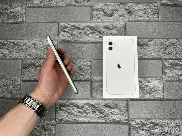 iPhone 11, 64 ГБ