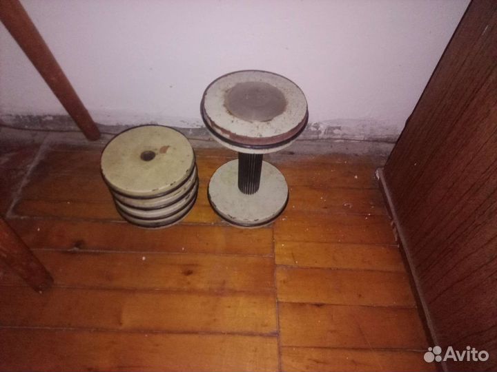 Гантеля 13кг, диски по 2кг