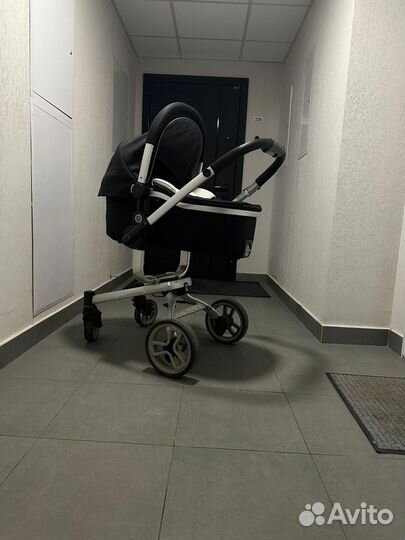 Прогулочная коляска зимняя