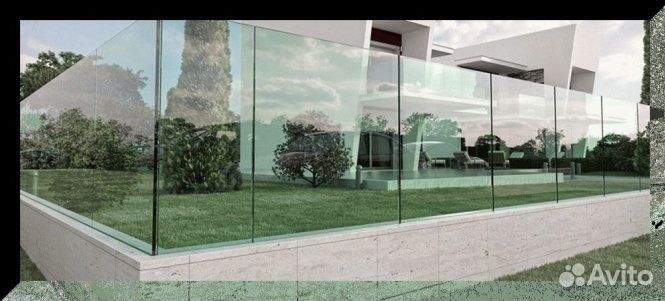 Безрамные стеклянные ограждения террас