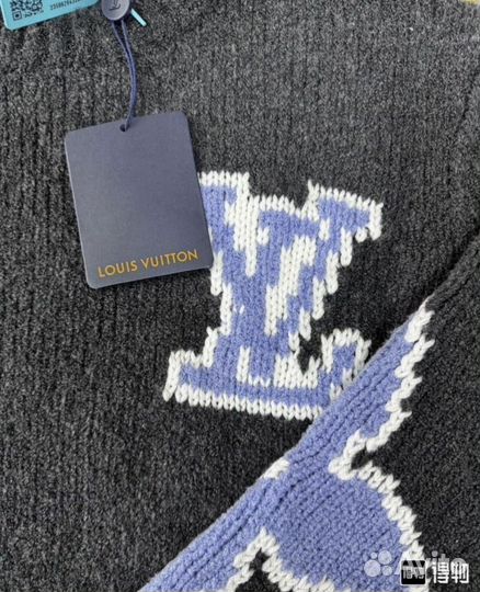 Свитер Louis Vuitton