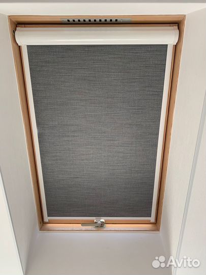 Жалюзи рулонные на мансардные окна