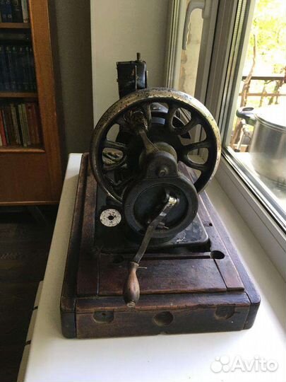 Швейная машина зингер Singer