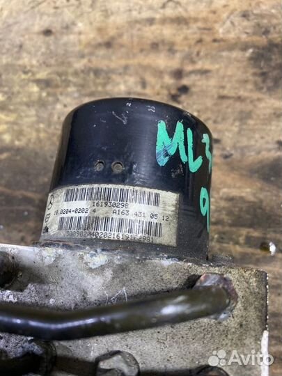 Блок abs Mercedes-Benz M-Class W163 M112E32