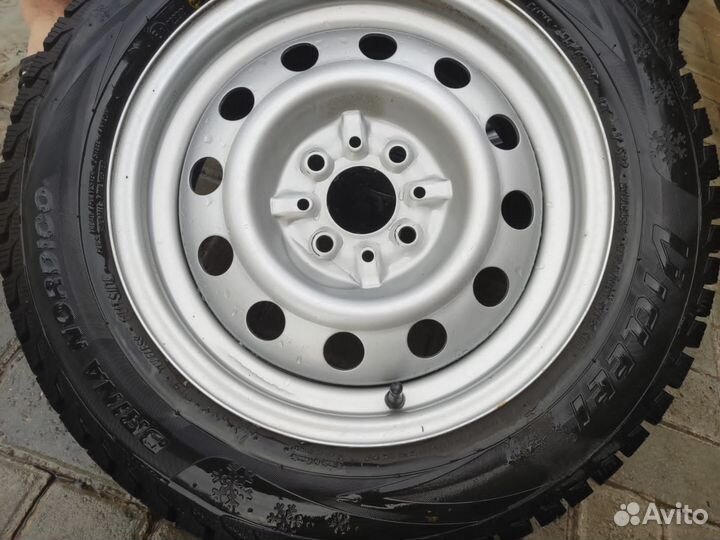 Комплект зимних колес r14