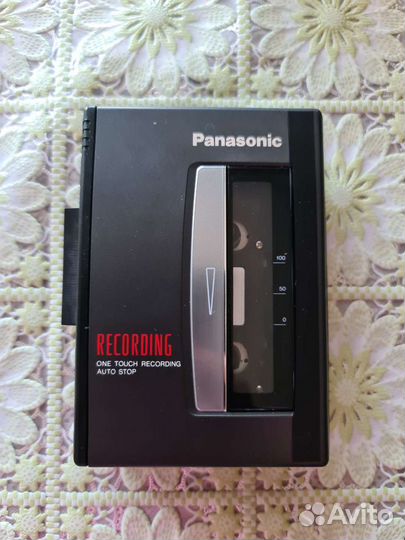 Продаю диктофон Panasonic RQ-L305