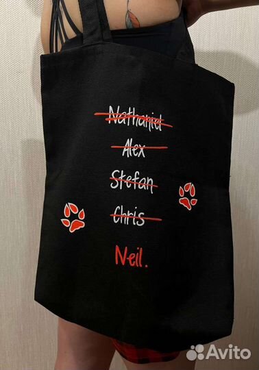 Лисья Нора мерч ручной работы Нил Джостен