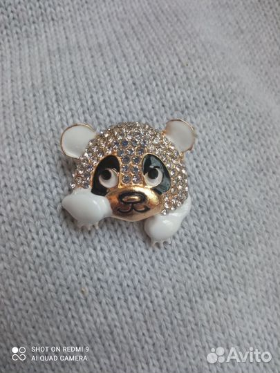 Брошь Значок Новый