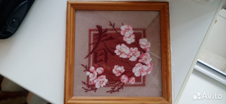 Картина с ручной вышивкой б/у