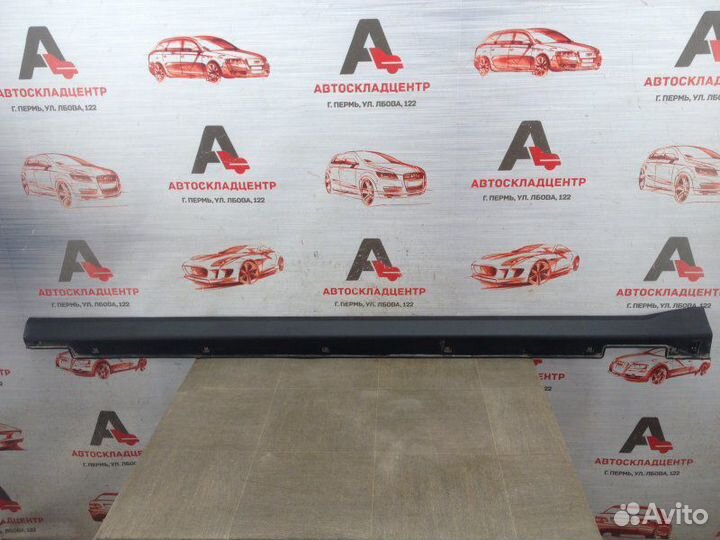 Накладка порога кузова - наружная облицовка левая