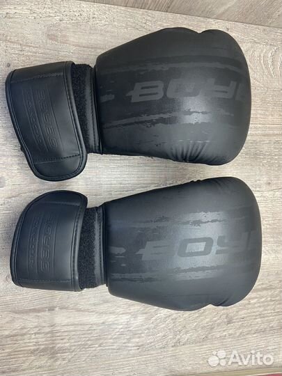 Боксерские перчатки 12 oz boybo