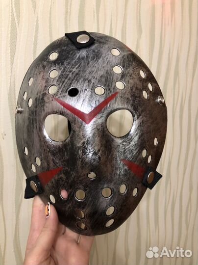 Маска джейсона вурхиза на хэлуин