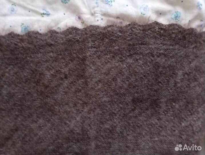 Урюпинская пуховая шаль (новая)