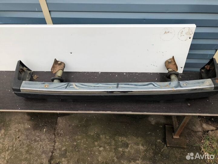 Задний бампер ваз 2107