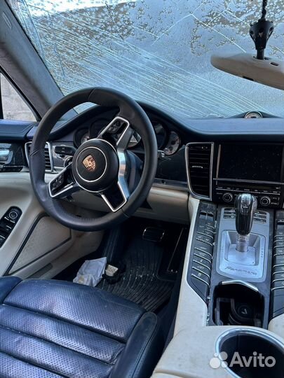 Porsche Panamera Turbo в разборе