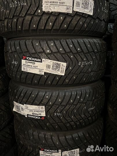 Yokohama IceGuard Stud IG65 245/45 R19 102T