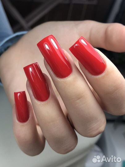 Маникюр с покрытием гель-лаком