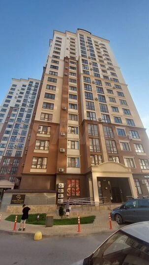 2-к. квартира, 58 м², 11/18 эт.