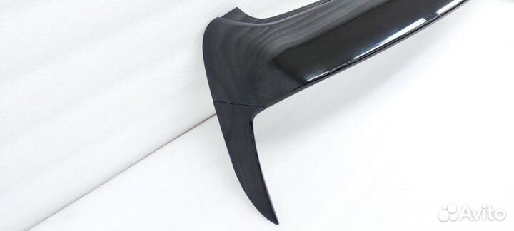 Б/У Спойлер Состояние отличное, оригинал