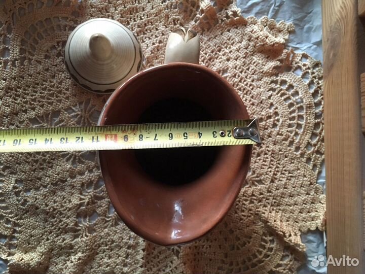 Керамический кувшин