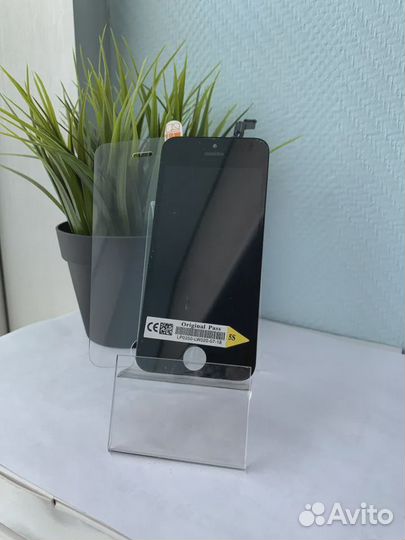 Дисплей iPhone SE экран стекло Айфон SE