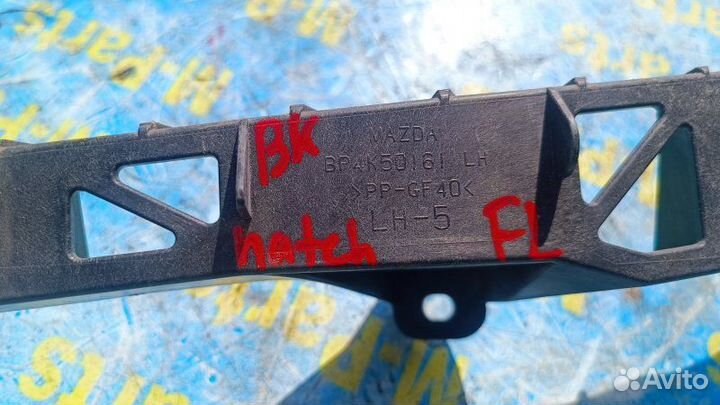 Крепление фары левое Mazda Axela BK5P bkep BK3P