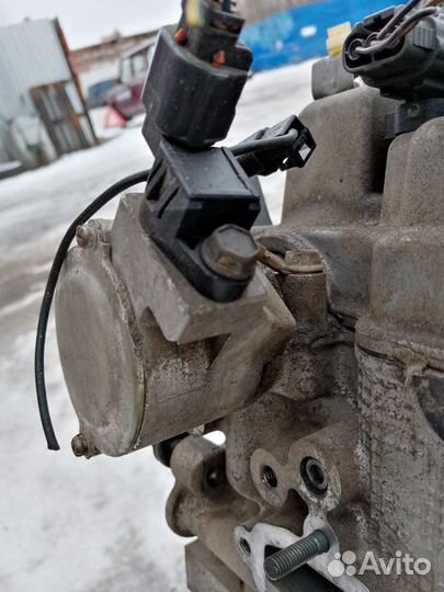 Датчик распредвала на Шевроле Трекер 02г