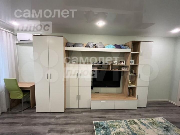 2-к. квартира, 61 м², 2/5 эт.