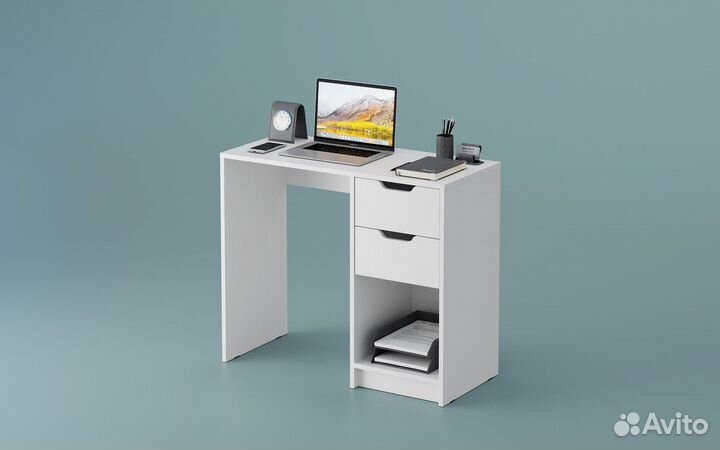 Письменный стол