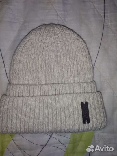 Шапки женские зимние на выбор