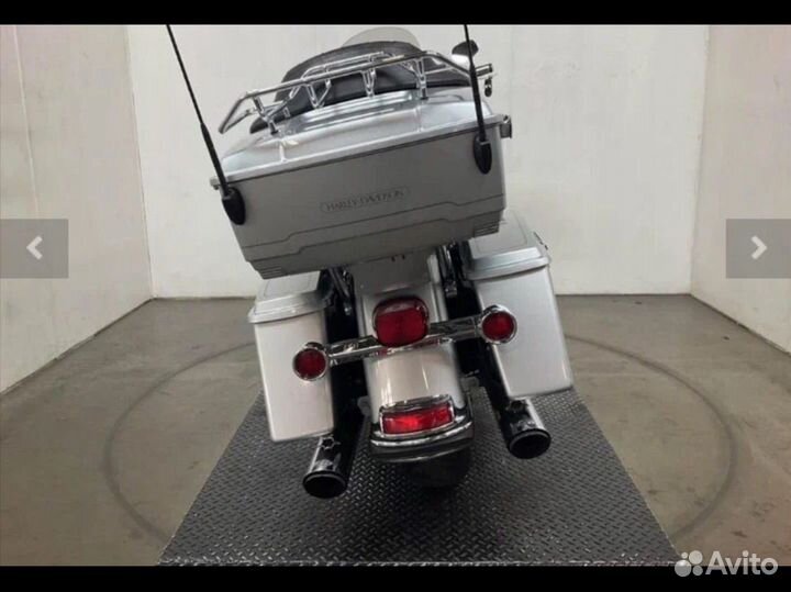 Harley Davidson Electra Glide Год 2010