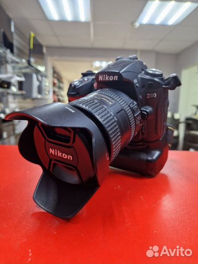 Зеркальный фотоаппарат Nikon D90 KIT 16-85mm