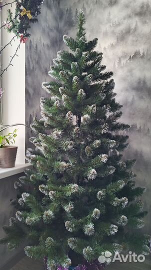 Ель искуственная