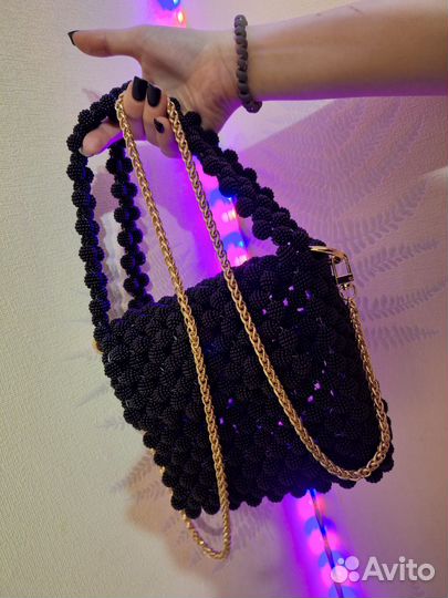 Сумочка из бусин ручной работы