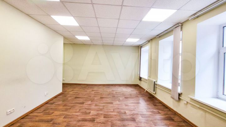 Аренда офиса 73,3 кв м на 2 этаже