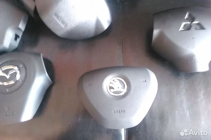 Подушка безопасности шкода Skoda накладка airbag