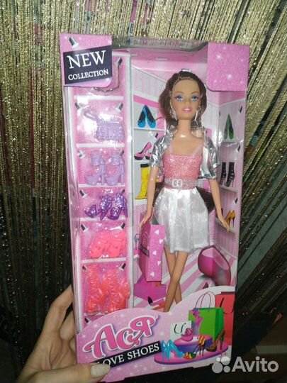 Кукла барби с туфлями