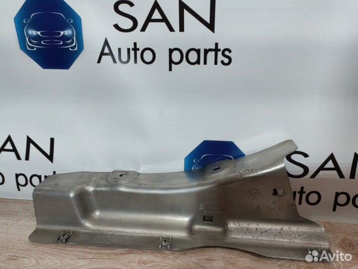 Тепловой экран левый Bmw 5 F10 N52B30AF 2010