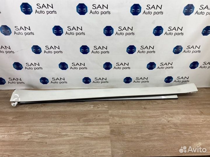 Накладка порога левая Bmw X5 E70 N52B30AF 2009