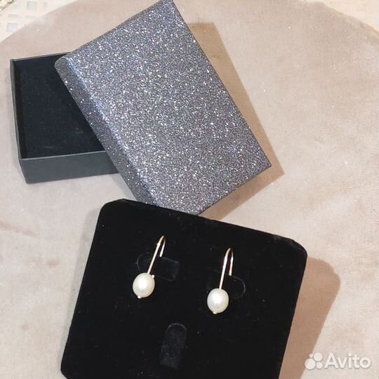 Золотые серьги с жемчугом