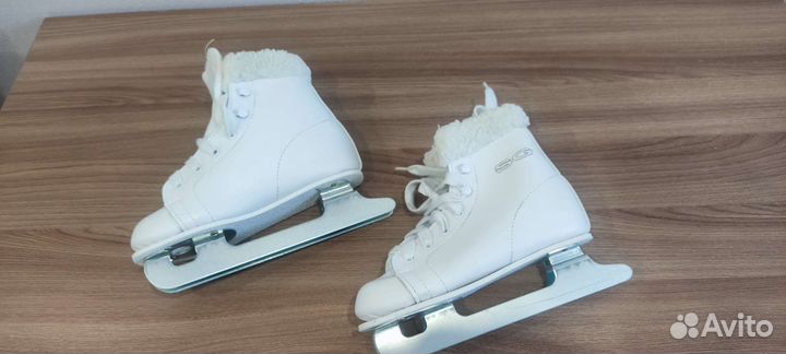 Коньки фигурные детские, для обучения.р. 32