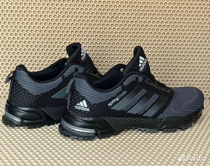 Кроссовки adidas p:40,44