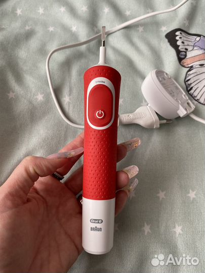 Зубная щетка oral b