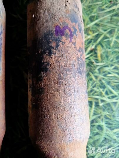 Амортизатор задний (пара) Мазда MPV 2005г